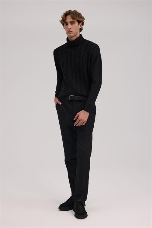 Siyah Klasik Kalıp - Regular Fit Pantolon Yan Cep