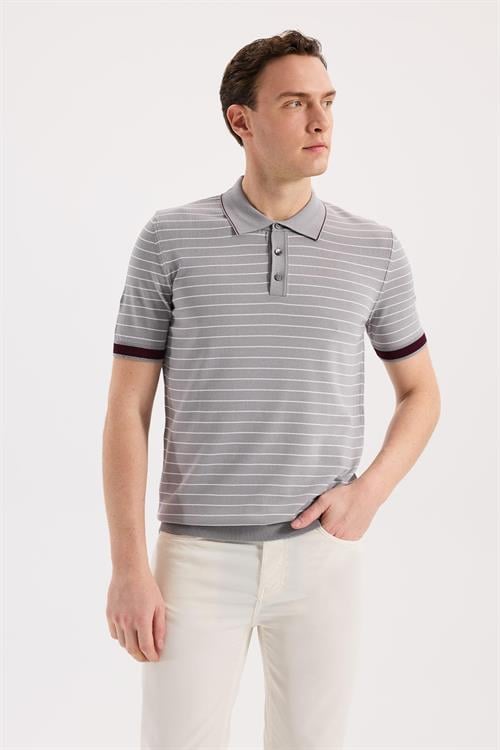 Gri Dar Kalıp - Slim Fit T-Shirt Polo Düğmeli
