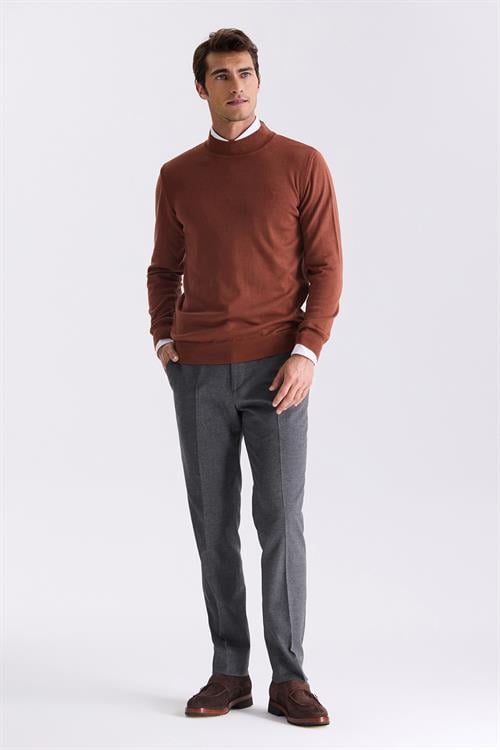 Tarçın Slim Fit Yarım Balıkçı Triko Kazak