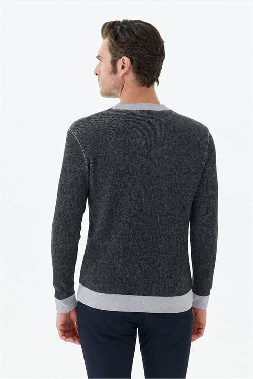 Siyah Comfort Fit Desenli Bisiklet Yaka Triko