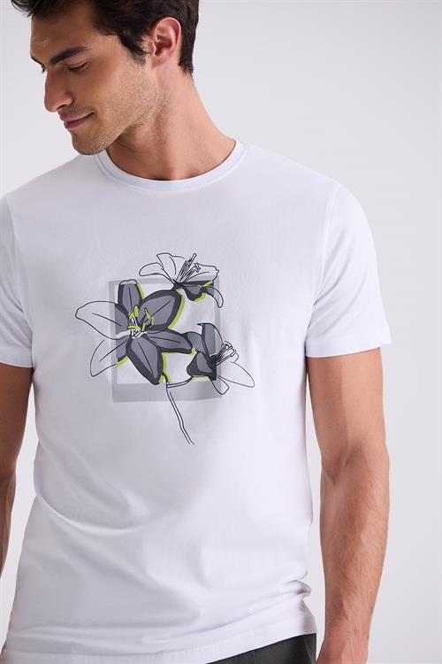 Beyaz Slim Fit Bisiklet Yaka T-Shirt