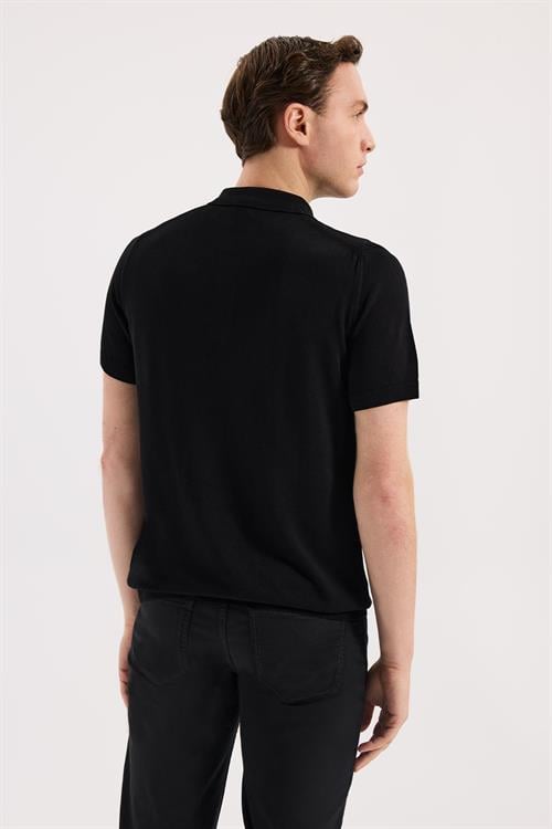 Siyah Dar Kalıp - Slim Fit T-Shirt Polo Düğmeli