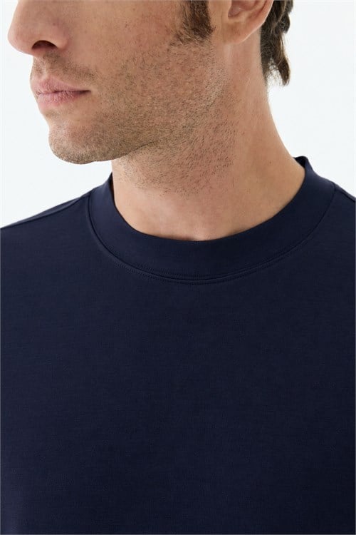Lacivert Comfort Fit Rayon Karışımlı Bisiklet Yaka Sweatshirt
