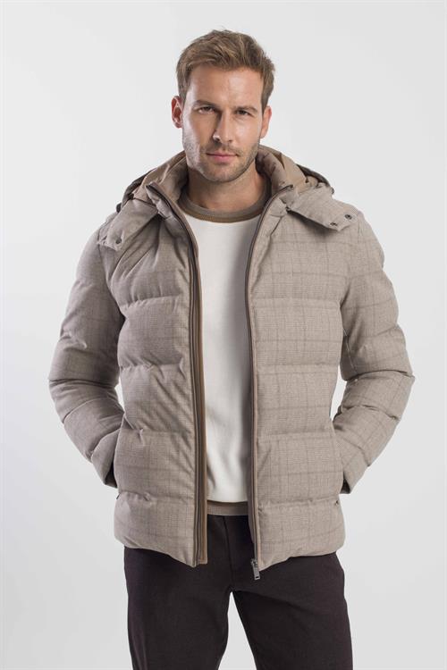 Bej Comfort Fit Ekose Kareli Kapüşonlu Mont