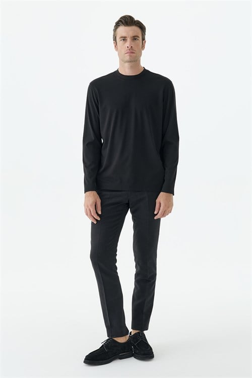 Siyah Comfort Fit Rayon Karışımlı Bisiklet Yaka Sweatshirt