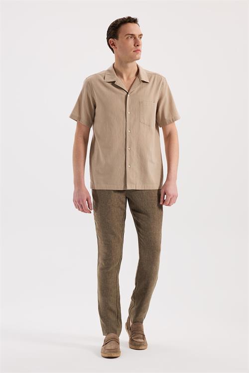 Bej Rahat Kalıp - Comfort Fit Gömlek Klasik Yaka