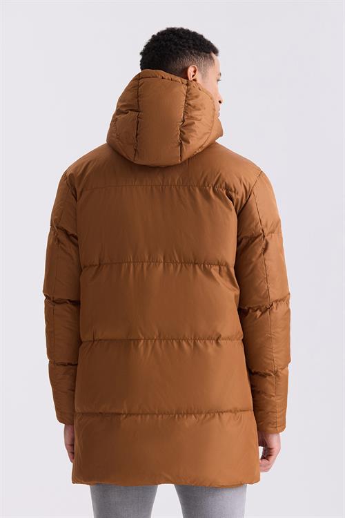 Taba Comfort Fit Kapüşonlu Tam Dolum Kışlık Mont