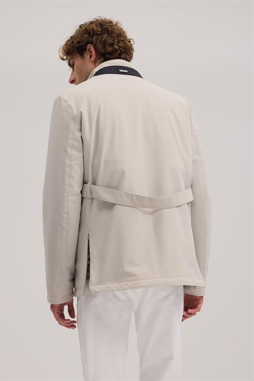 Bej Rahat Kalıp - Comfort Fit Mont Hakim Yaka