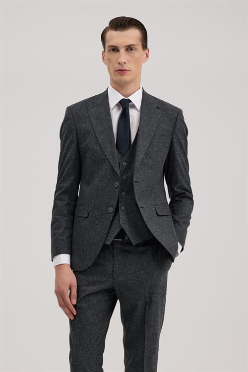 Lacivert Dar Kalıp - Slim Fit Takım Elbise Sivri Yaka