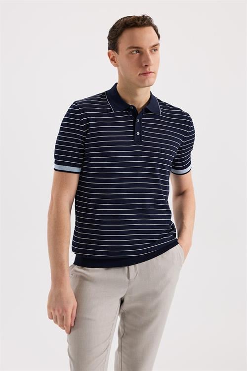 Lacivert Dar Kalıp - Slim Fit T-Shirt Polo Düğmeli