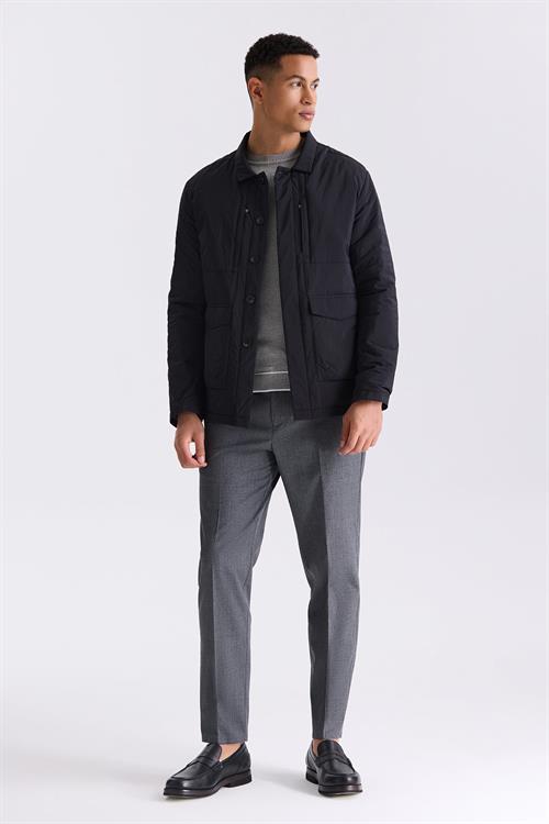 Siyah Comfort Fit Gömlek Yaka Mevsimlik Mont