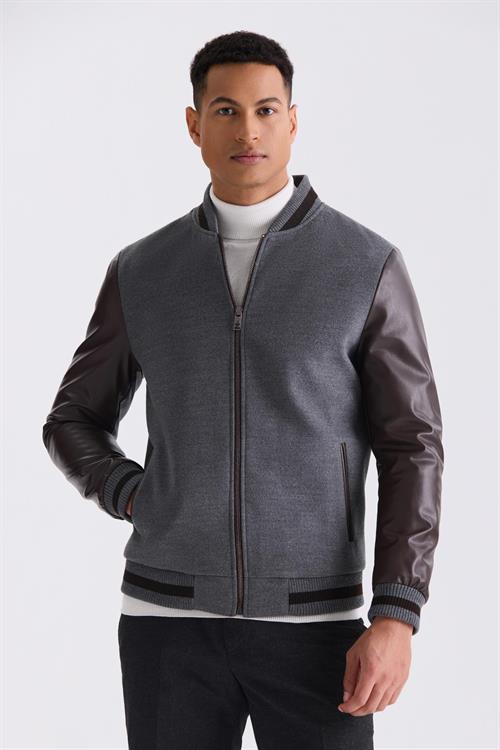 Gri Regular Fit Gömlek Yaka Düğmeli Mont