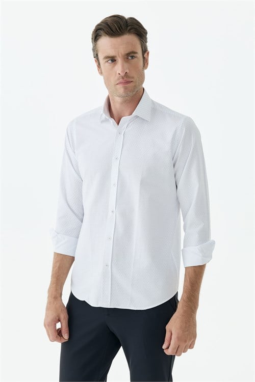 Beyaz Comfort Fit İtalyan Yaka Desenli Gömlek