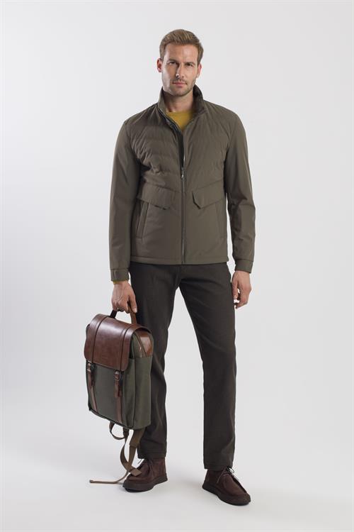 Haki Comfort Fit Dik Yaka Spor Mont