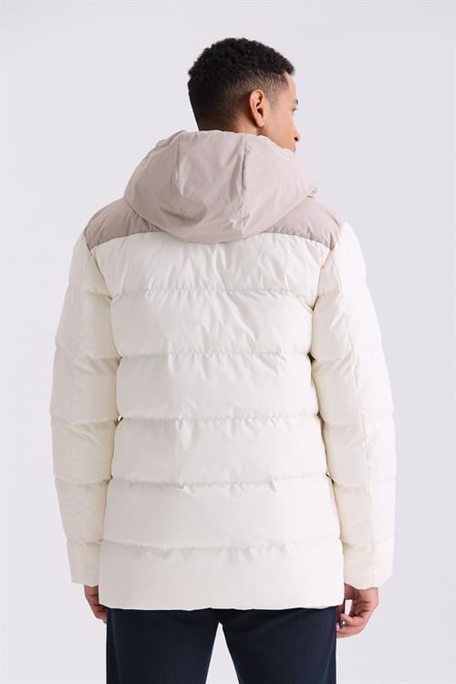 Ekru Comfort Fit Kapüşonlu Cepli  Şişme Mont