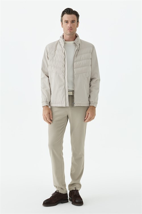 Bej Comfort Fit Dik Yaka Spor Mont Mont
