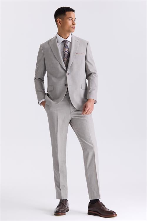 Vizon Klasik Fit Sivri Yaka Yünlü Takım Elbise