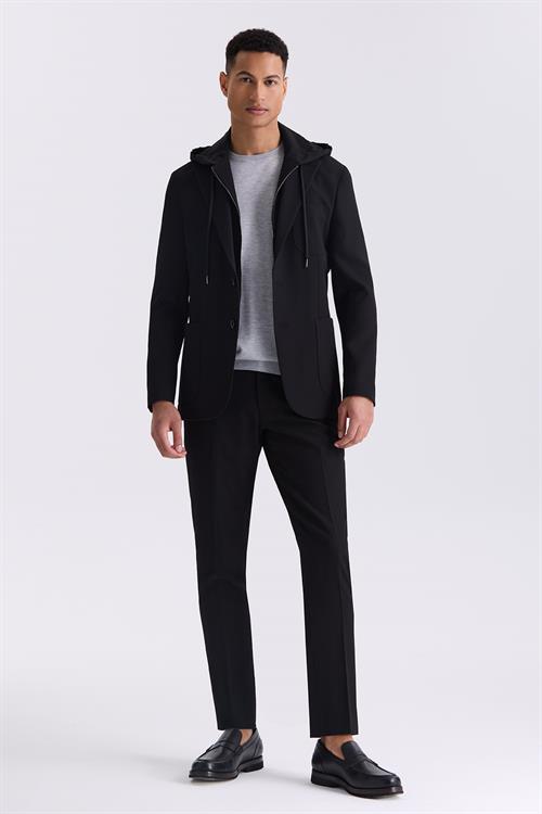 Siyah Slim Fit Mono Yaka Kapüşonlu Spor Takım Elbise
