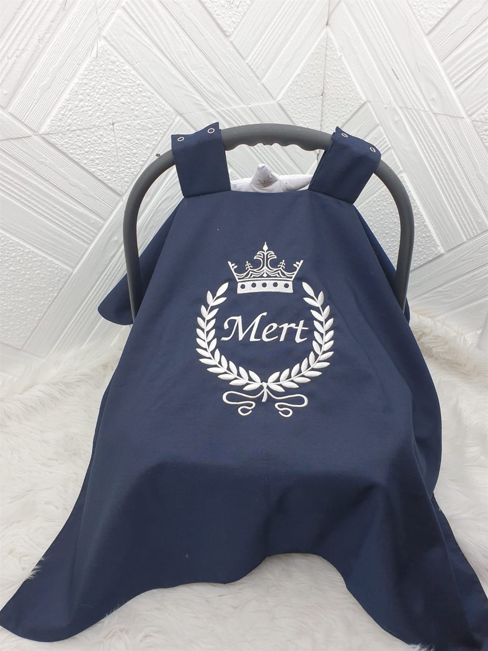 İsimli Puset Örtüsü