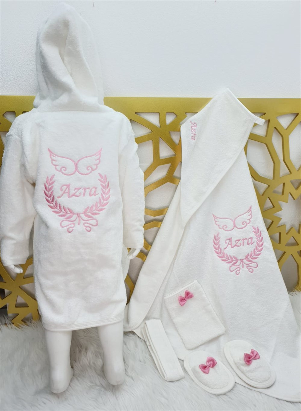 İsimli Bornoz Havlu Set