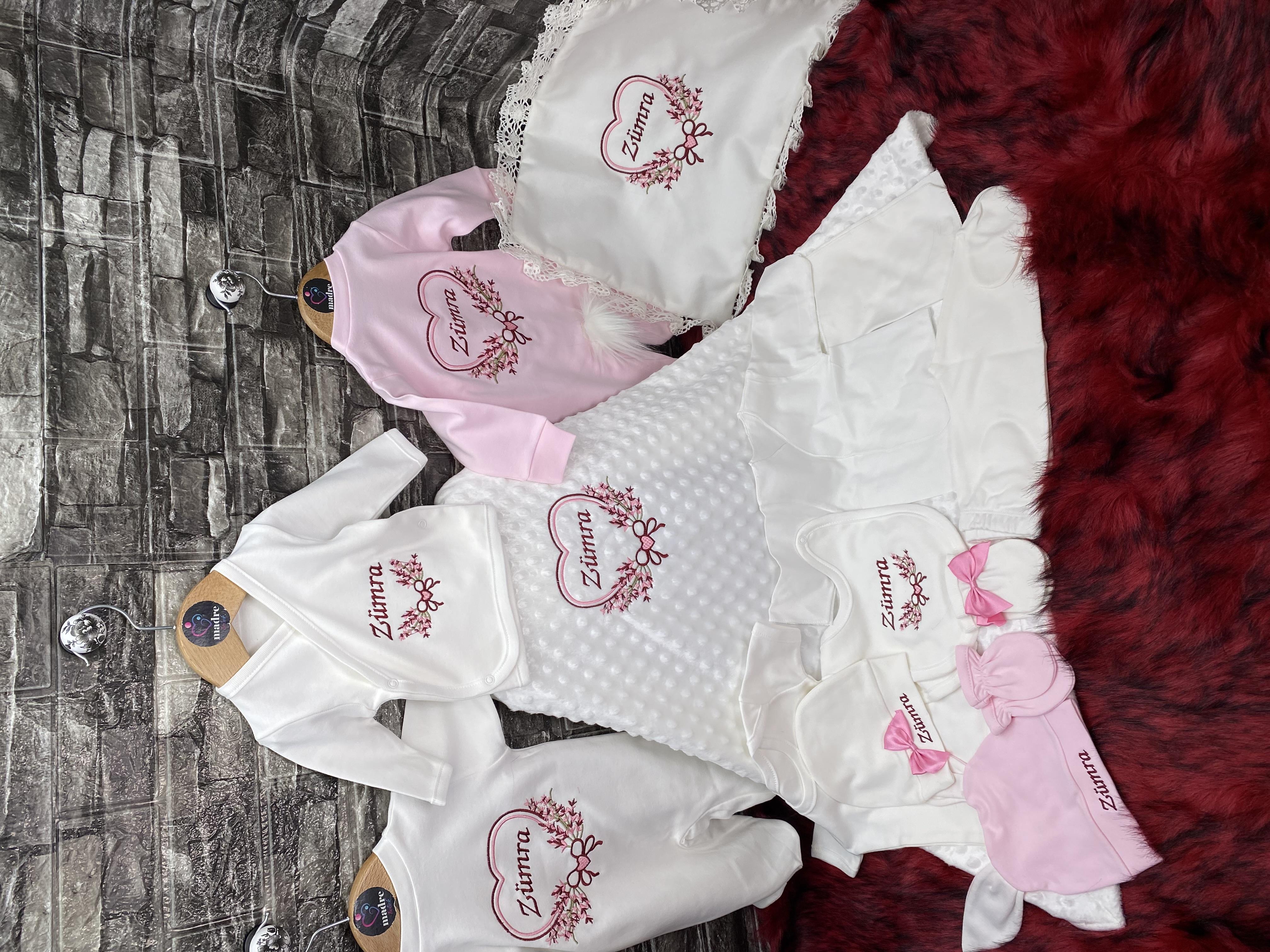 İsme özel kalp desenli nohut battaniyeli isimli hastane çıkışı 