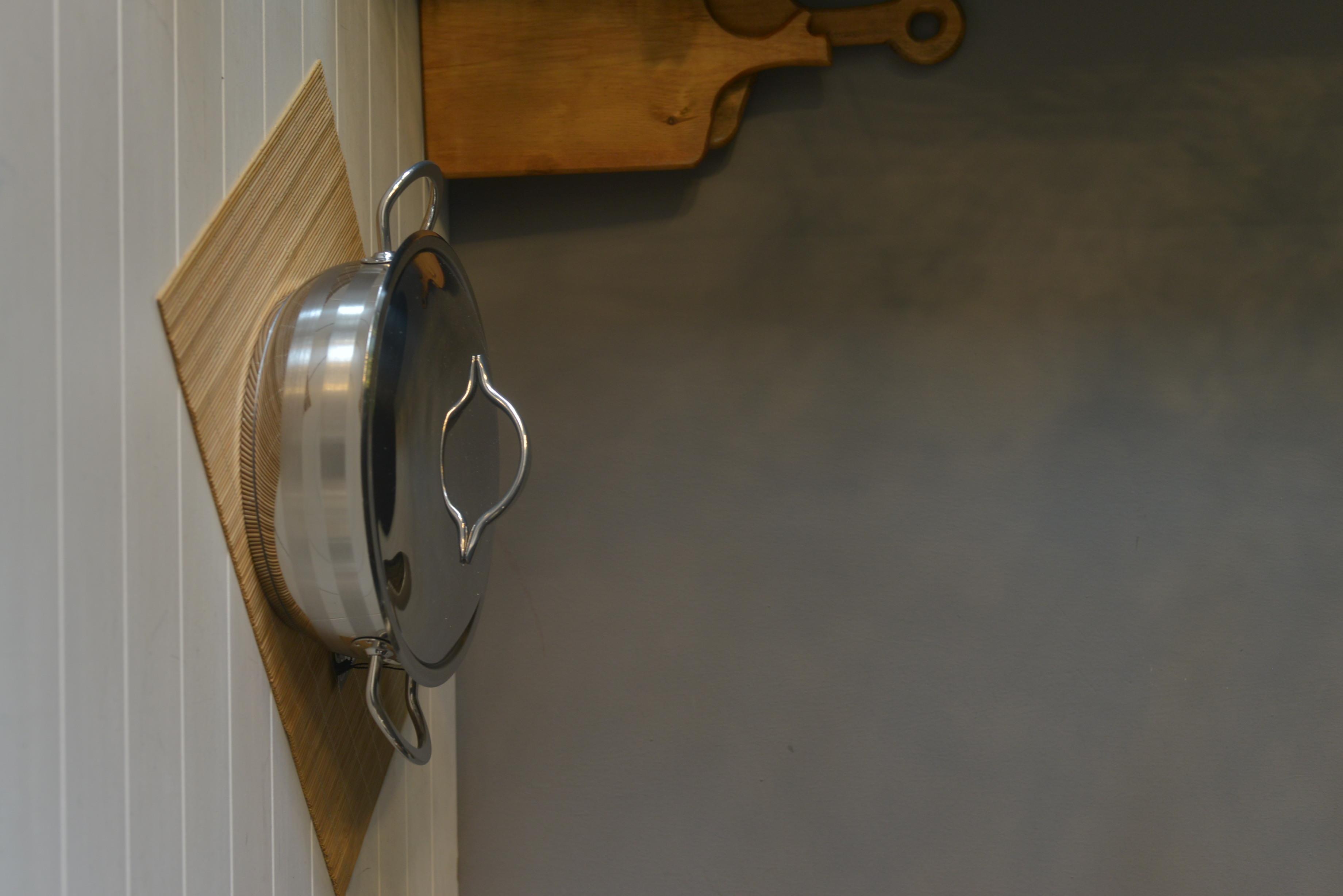 OMS Basık Çelik Tencere - 24 cm