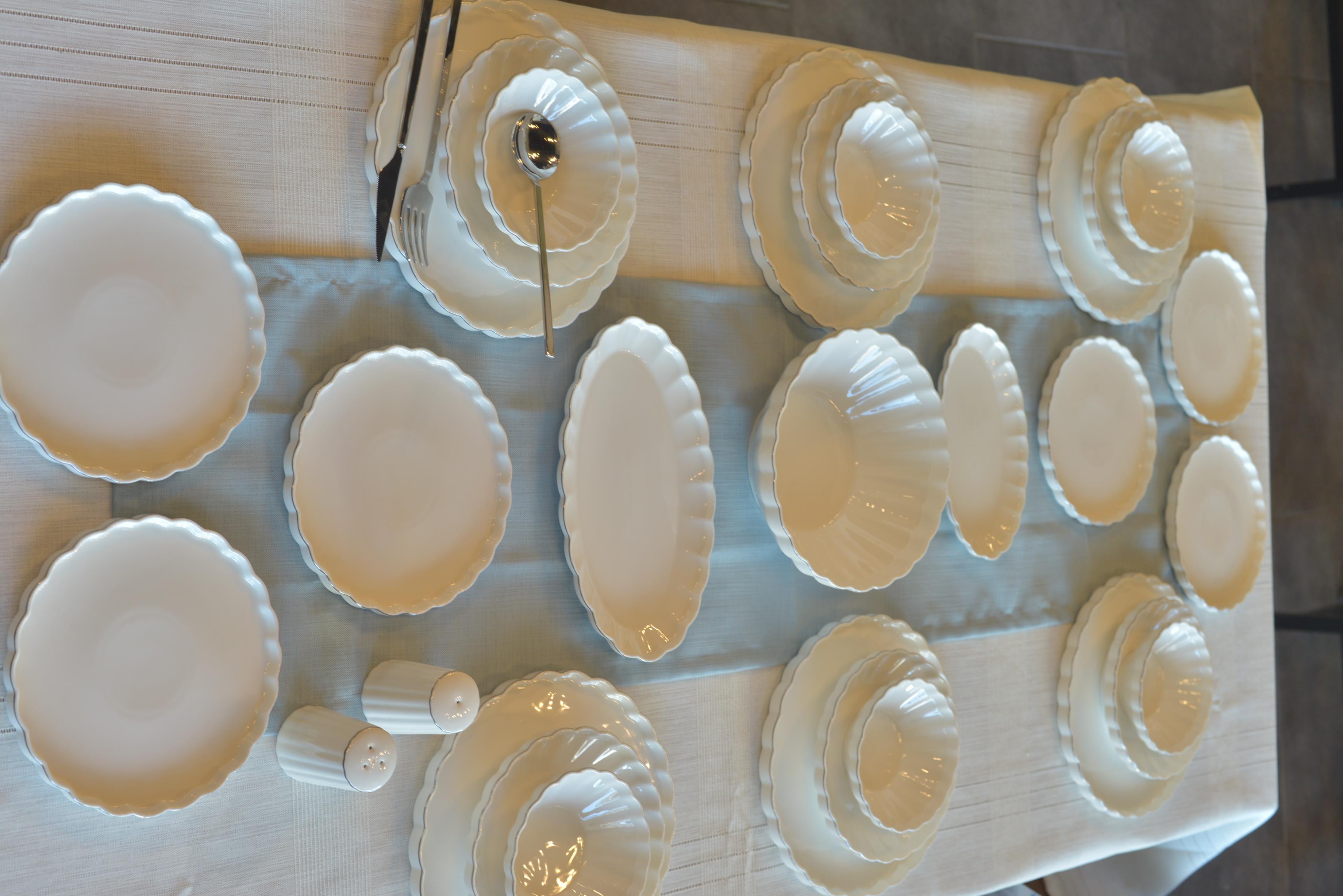 Oyster 6 Kişilik 29 Parça Platin Yaldızlı Beyaz Porselen Yemek Takımı