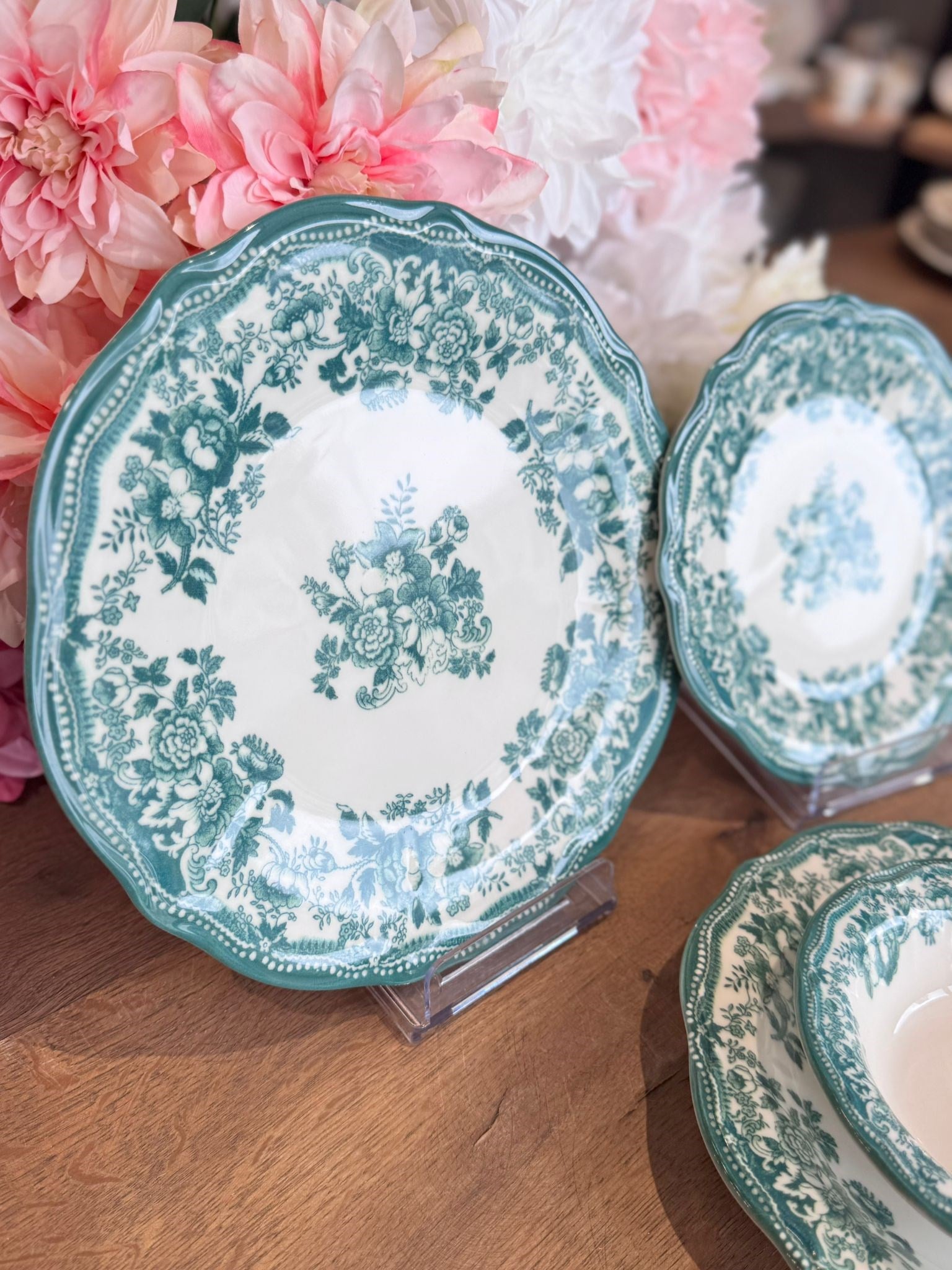Velour Green 6 Kişilik 24 Parça Porselen Yemek Takımı