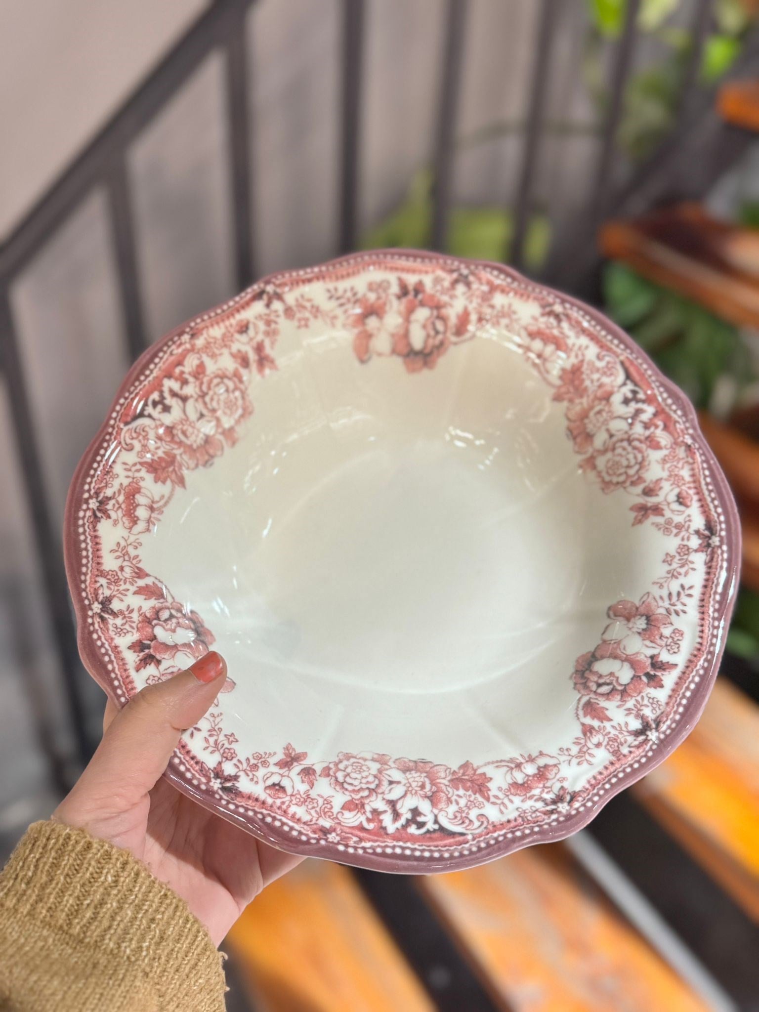 Velour Maroon 25 cm Porselen Salata Kase