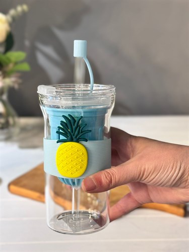 Kapaklı Cam Pipetli Meyve Detoks Kupa  390 ML - Ananas