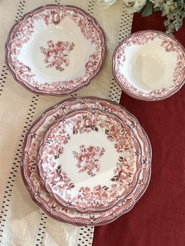 Velour Maroon 6 Kişilik 24 Parça Porselen Yemek Takımı