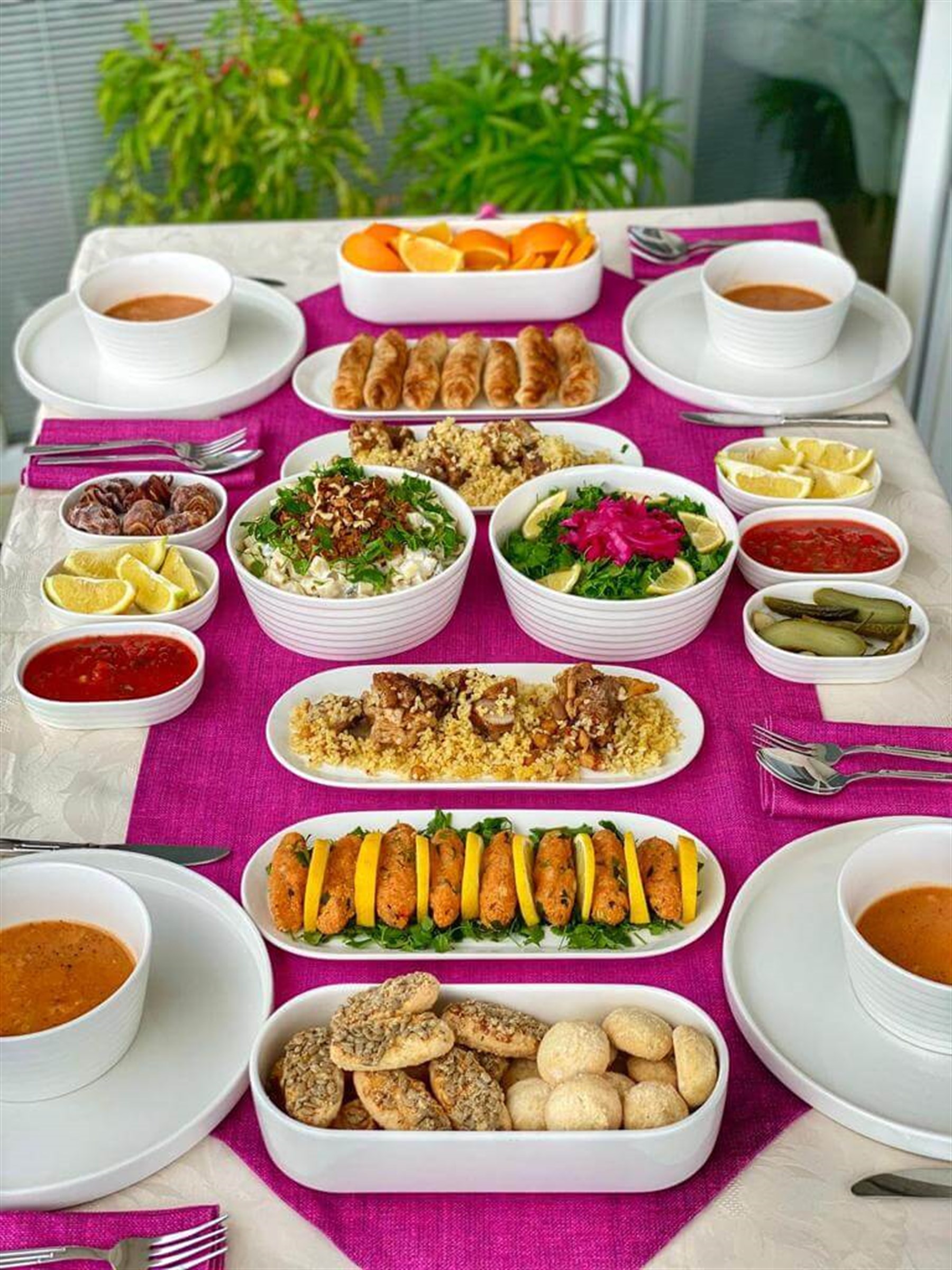 22 Parça 4 Kişilik Porselen Yemek Takımı