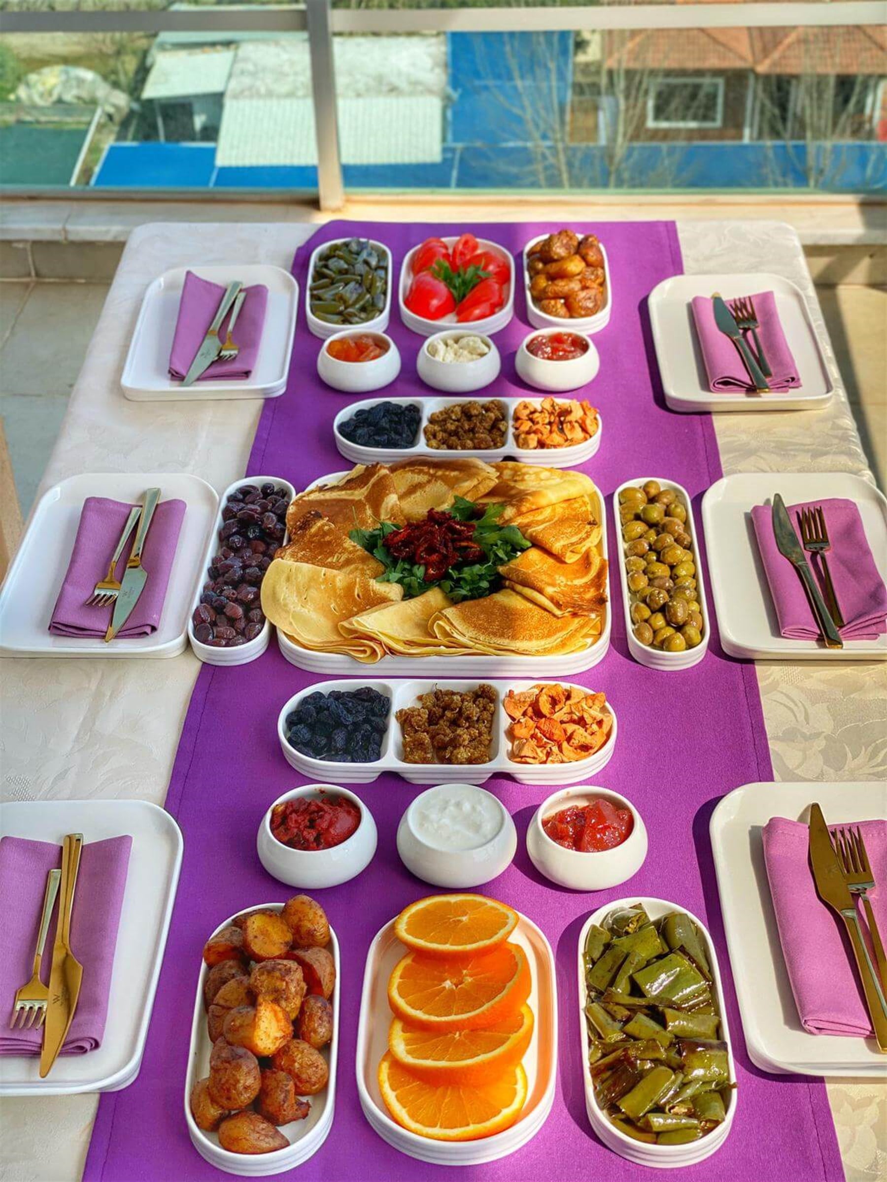 23 Parça 6 Kişilik Porselen Kahvaltı Takımı