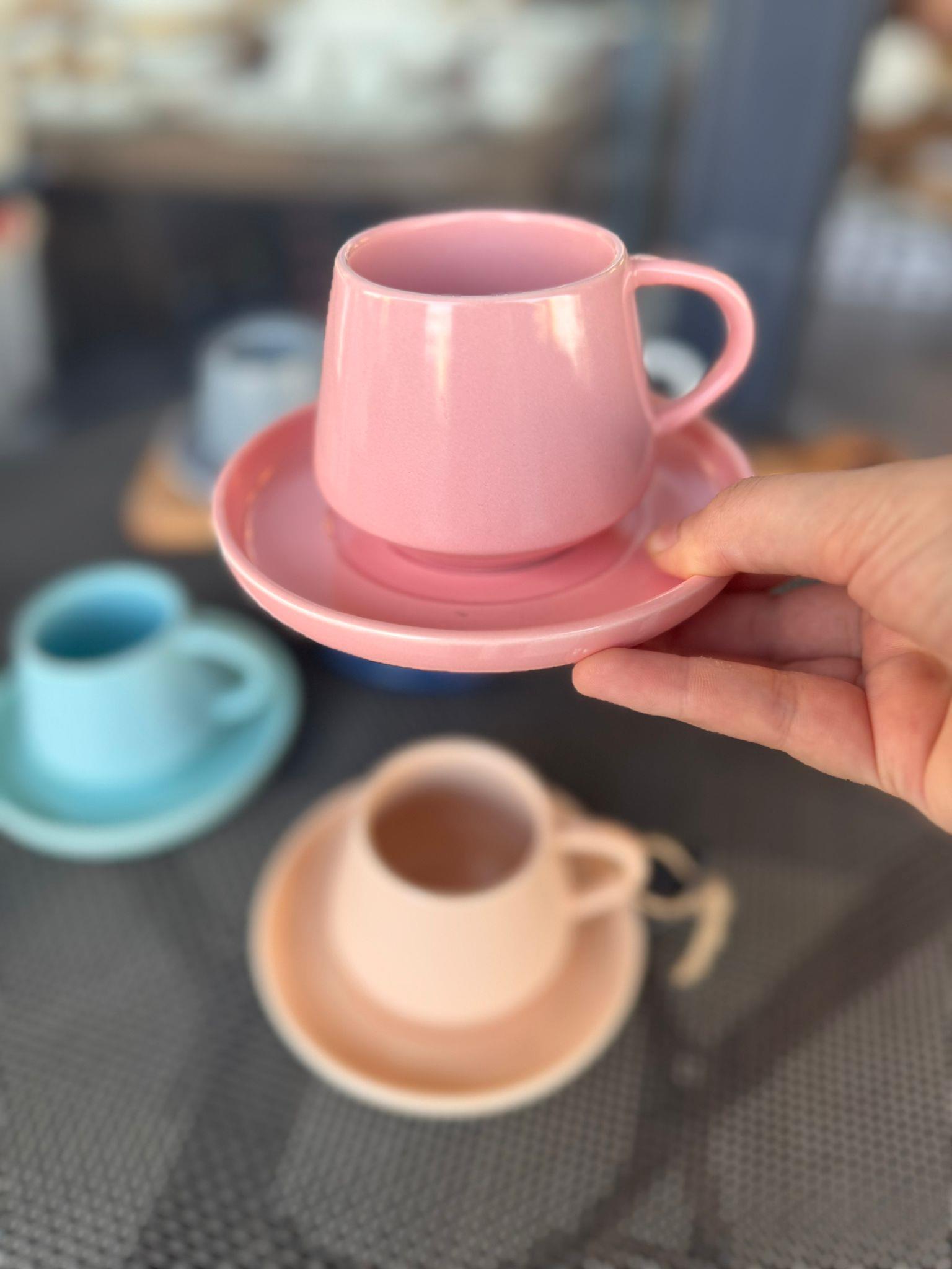 Arow 6 Kişilik Porselen Nascafe Fincan Takımı