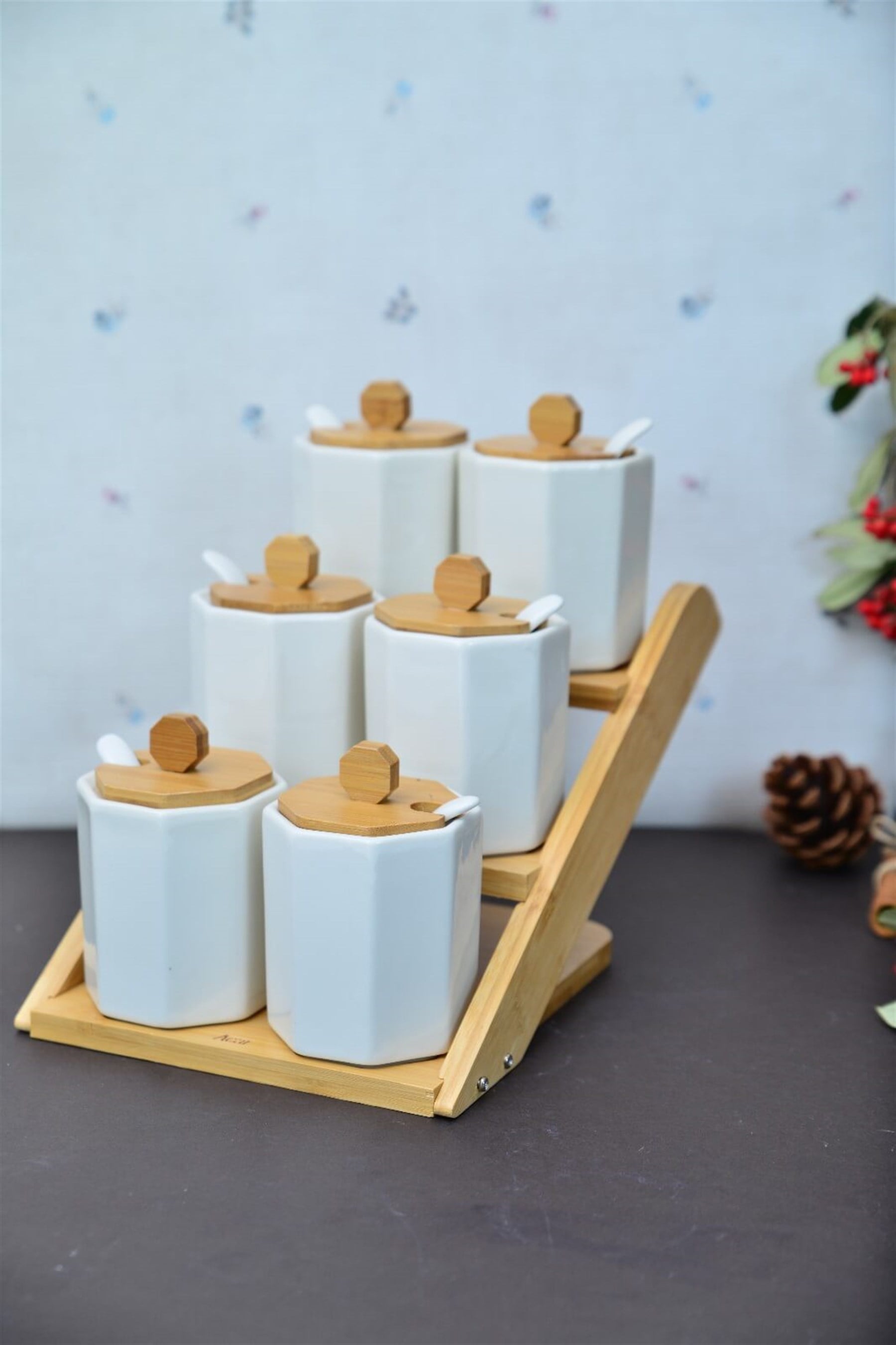 Bambu Stantlı 3 Katlı 6 Li Porselen Sekizgen Baharatlık