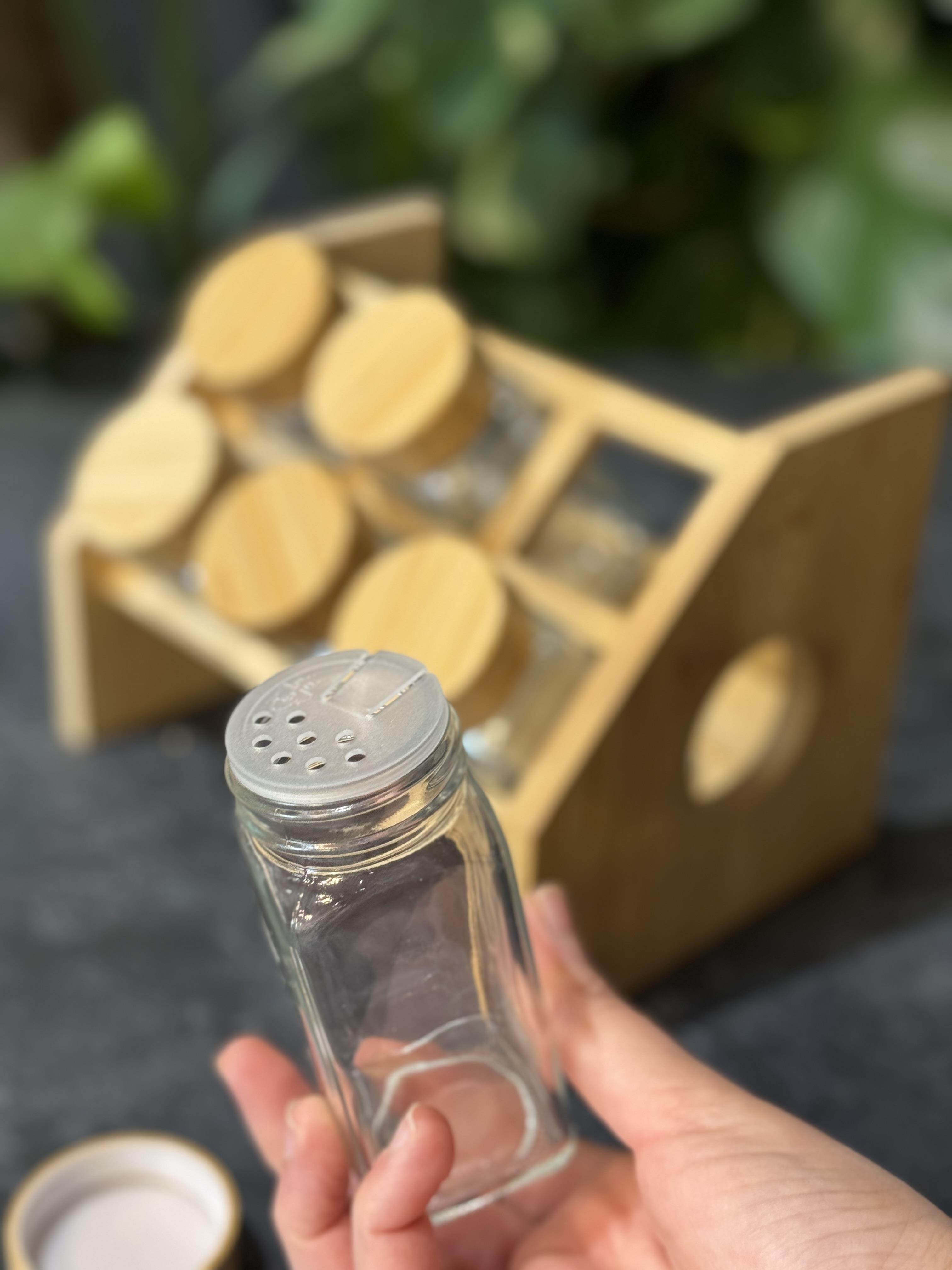 Bambu Stantlı 6 Lı Cam Baharatlık Seti