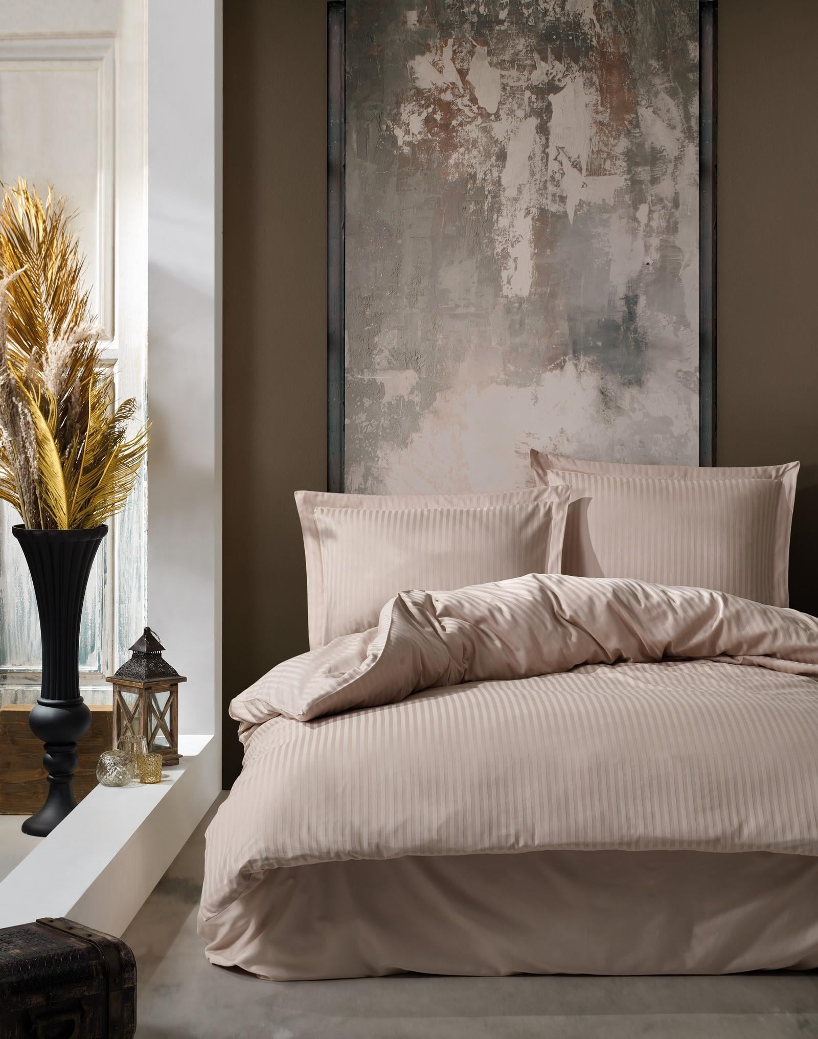 Elegant Stripe Saten Çift Kişilik Nevresim Takımı Bej