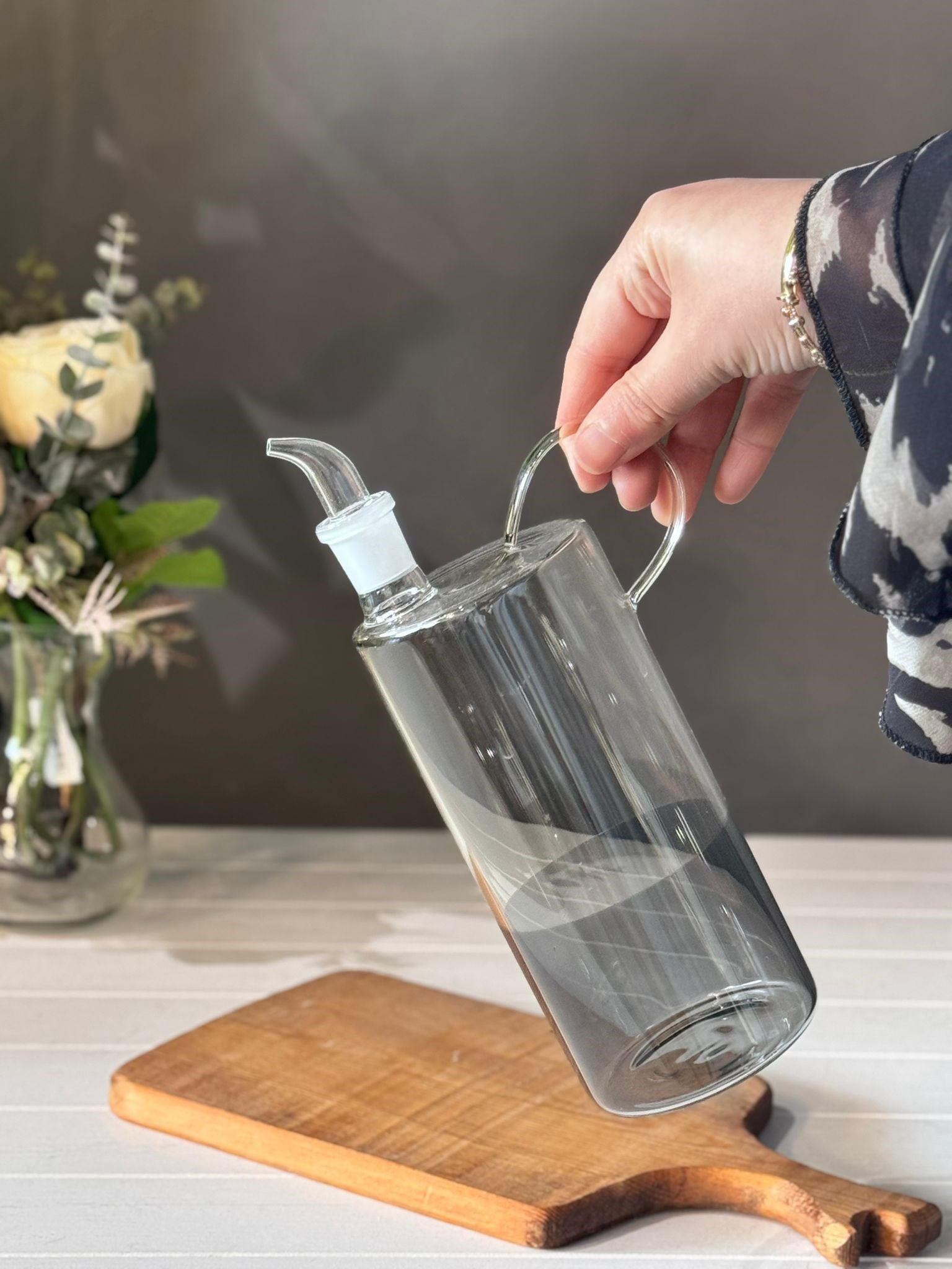 Gauzy 650 ML Borosilikat Cam Yağlık - Gri