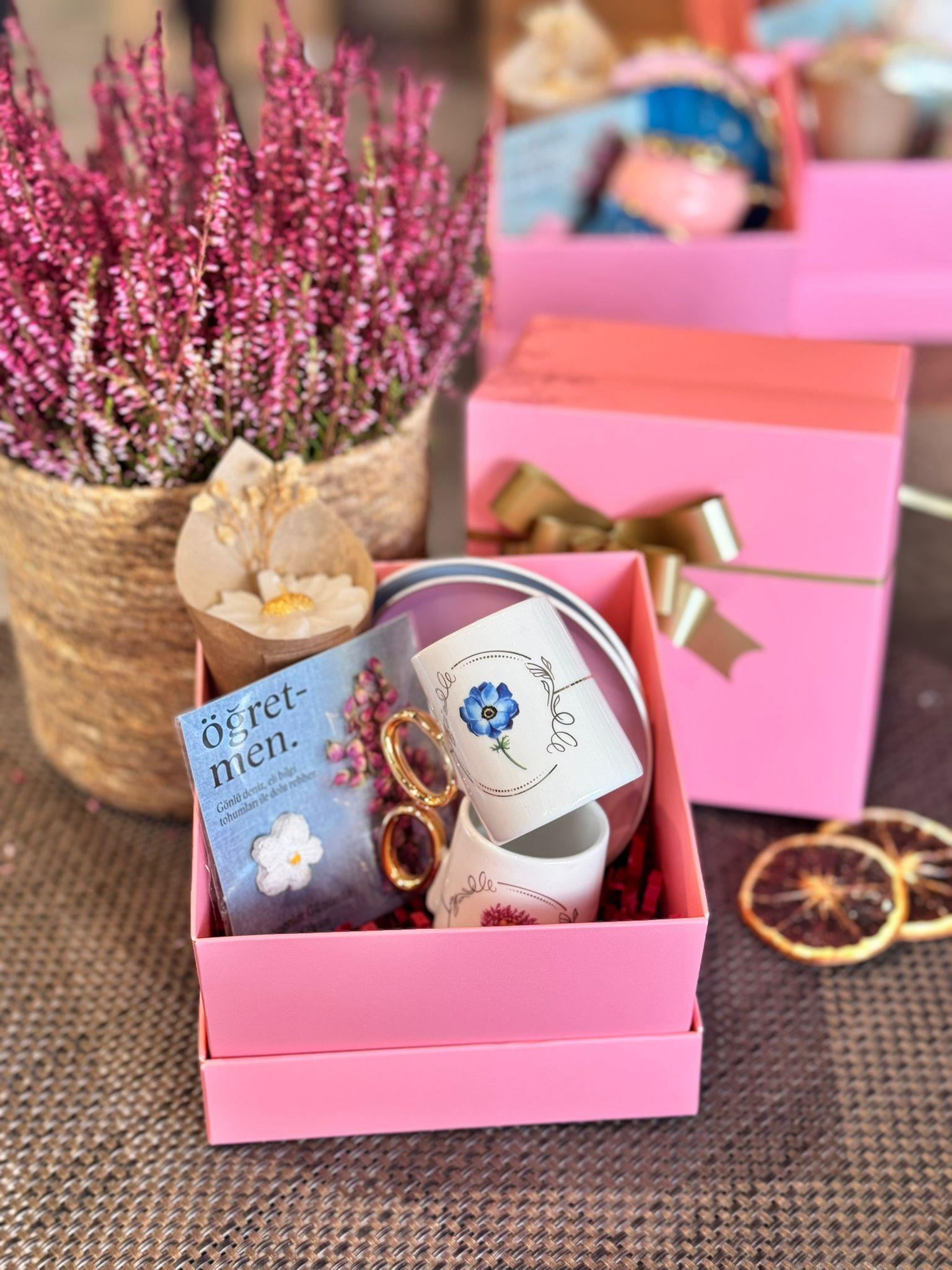 Öğretmenler Günü Özel 2 Kişilik Porselen Kahve Fincanı Takımı - 80 ml