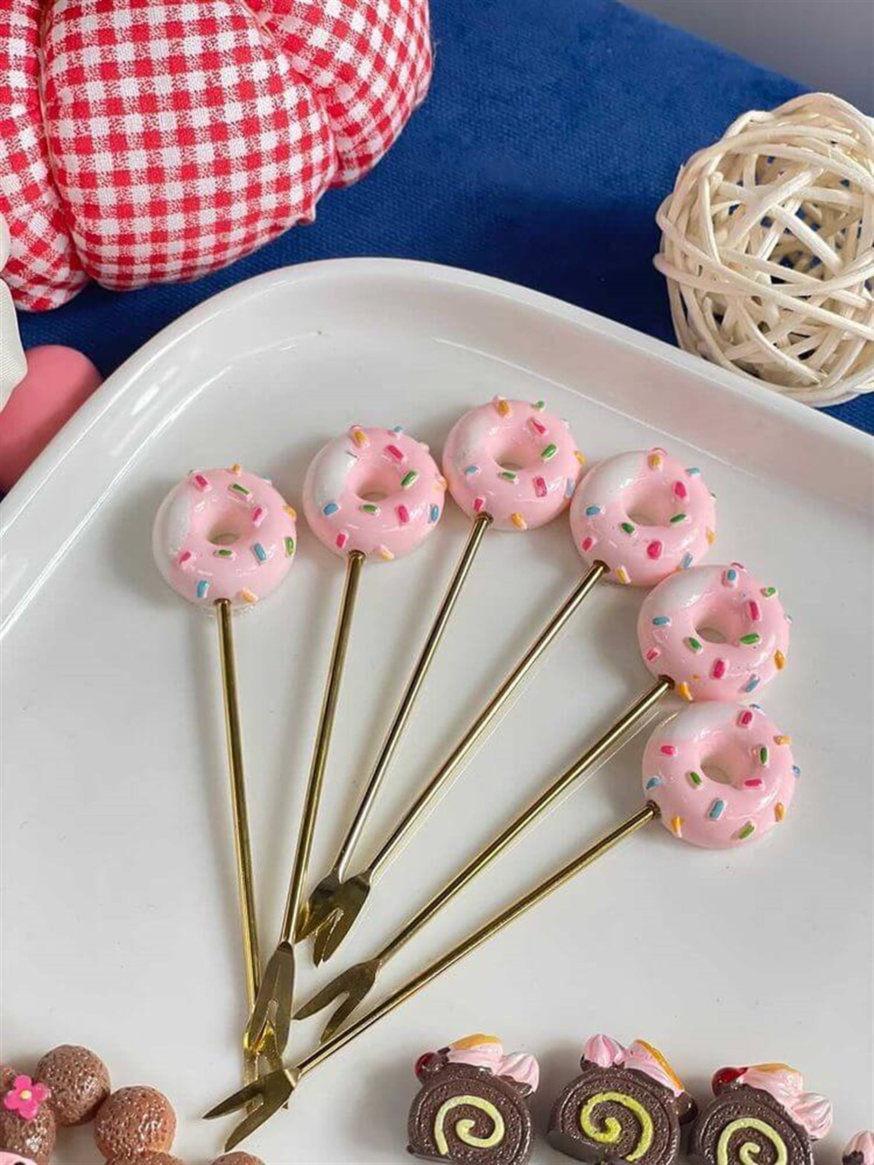 Pembe Donut 6 Lı Kokteyl Çatalı