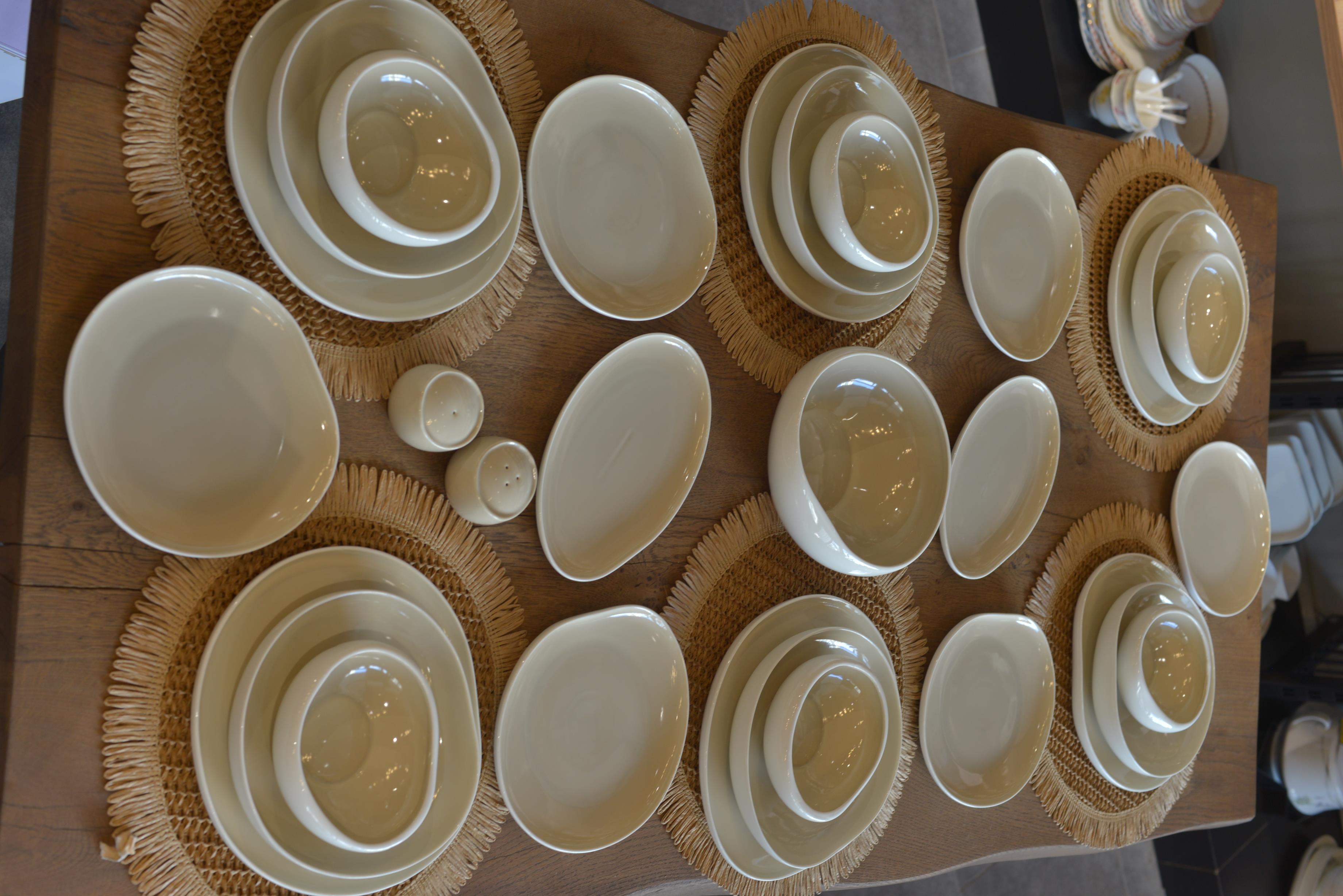 Planet 6 Kişilik 29 Parça Porselen Yemek Takımı