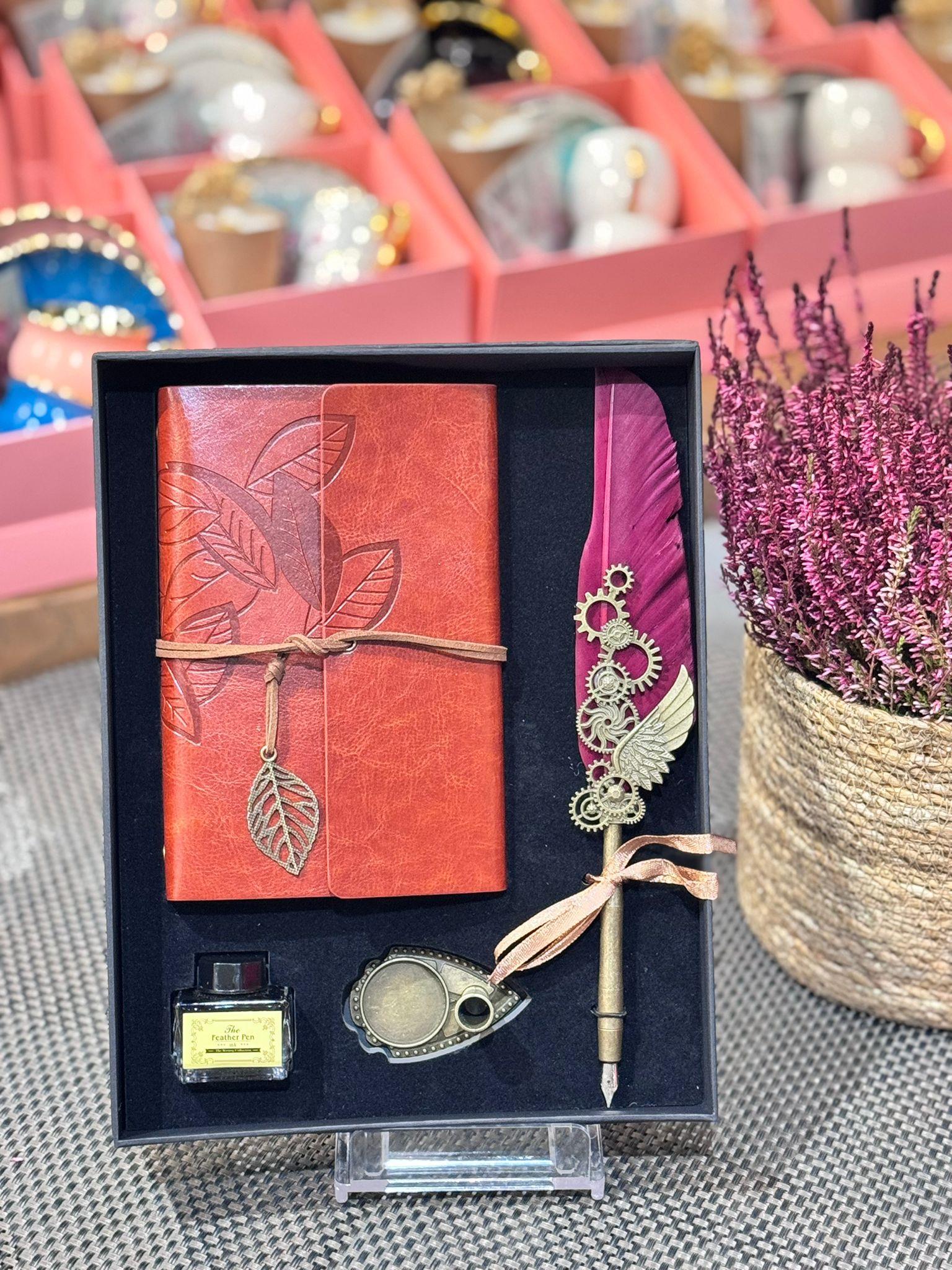 Tüylü Kalem - Defter Seti