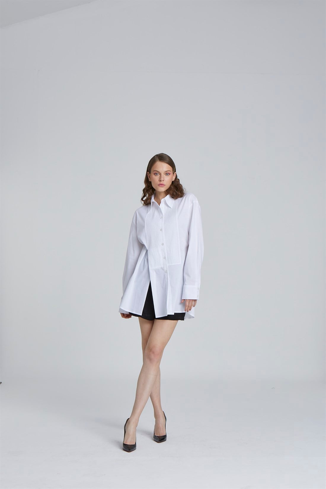 Beyaz Nervürlü Oversize Gömlek