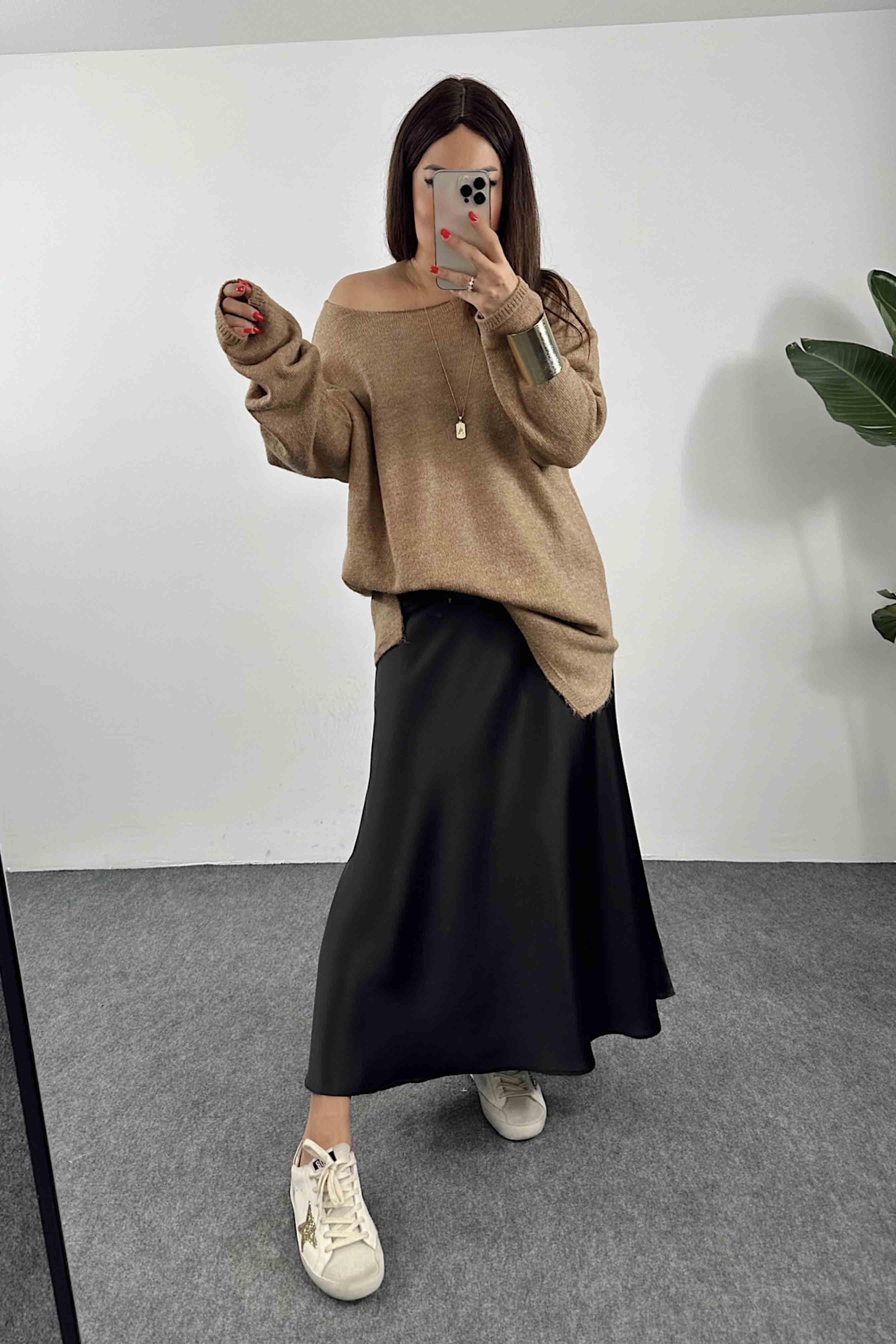 Uzun Kollu Oversize Kadın Triko Kazak Camel