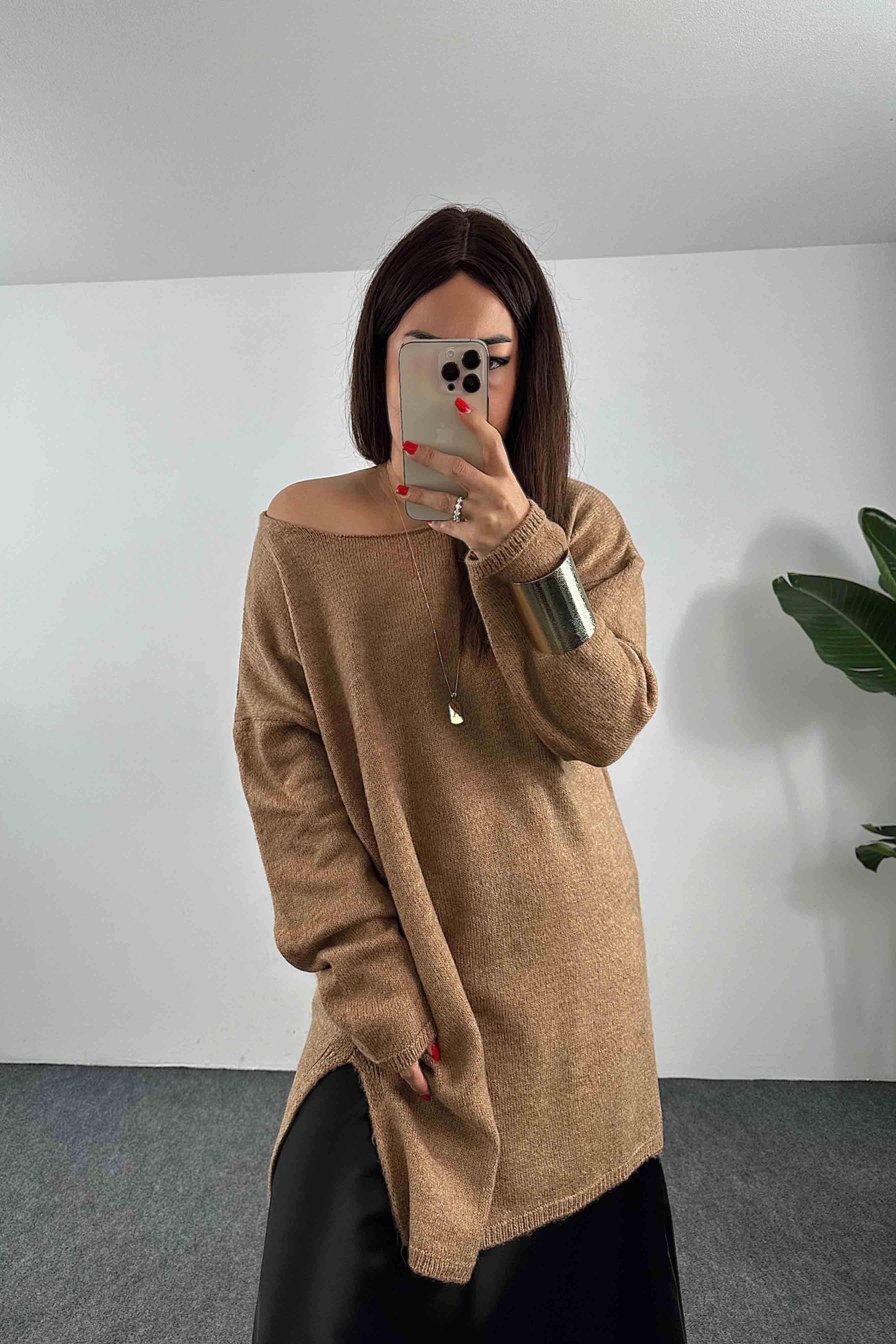 Uzun Kollu Oversize Kadın Triko Kazak Camel