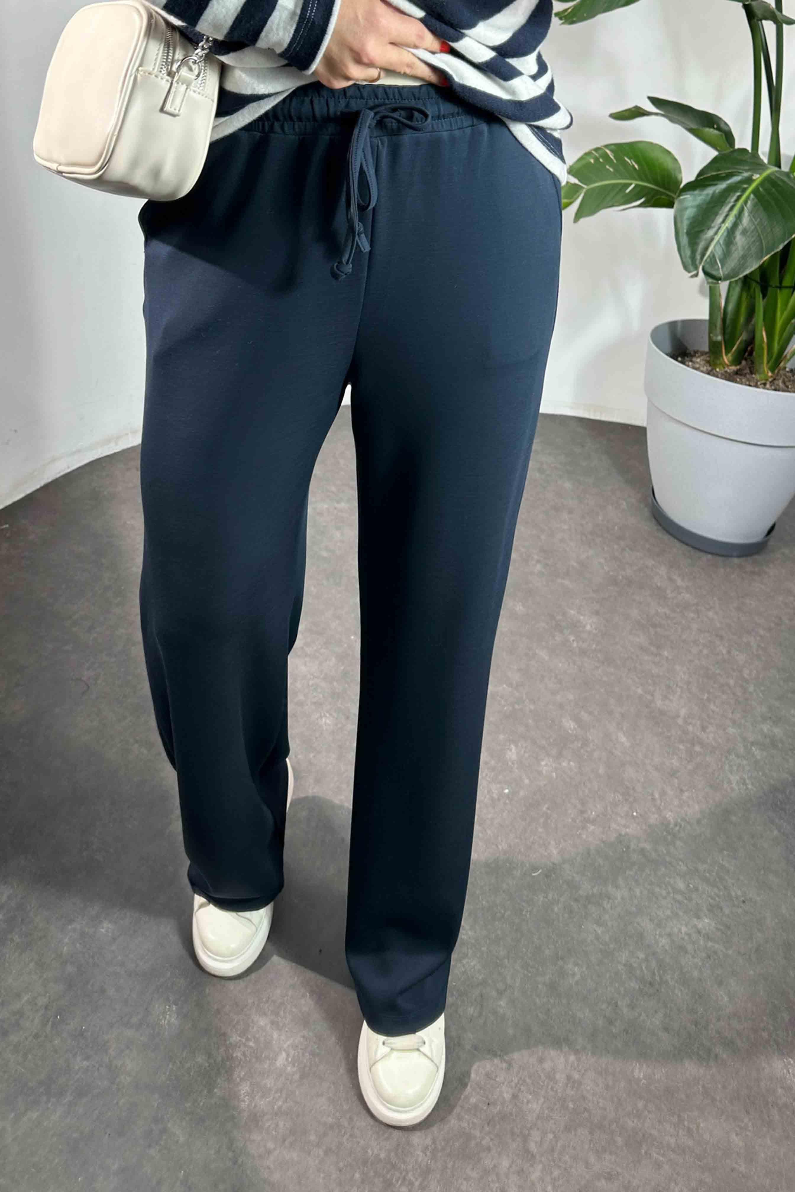 Bel Bağlamalı Cepli Modal Kumaş Pantolon Lacivert