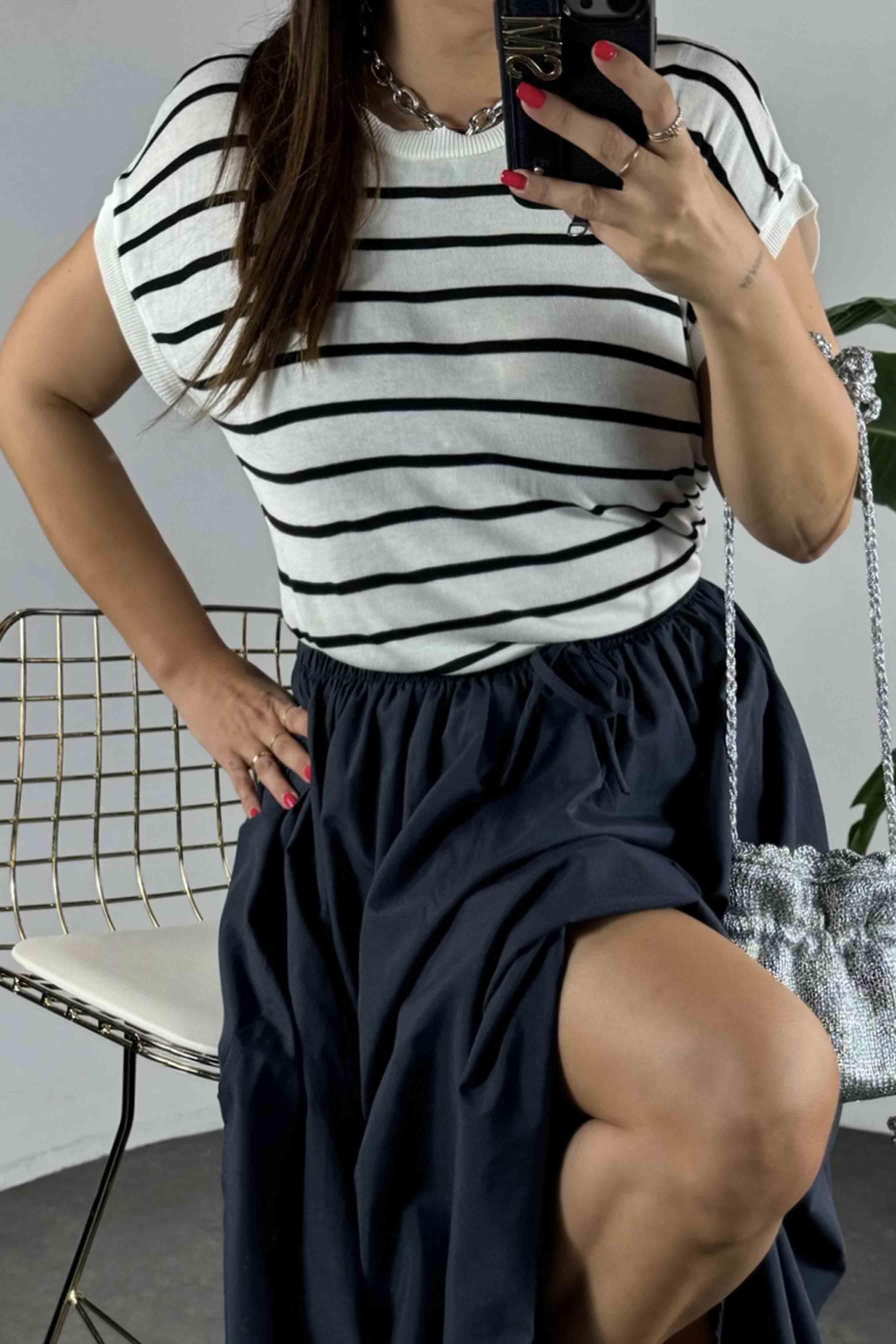 Bisiklet Yaka Çizgili Triko Bluz Ekru