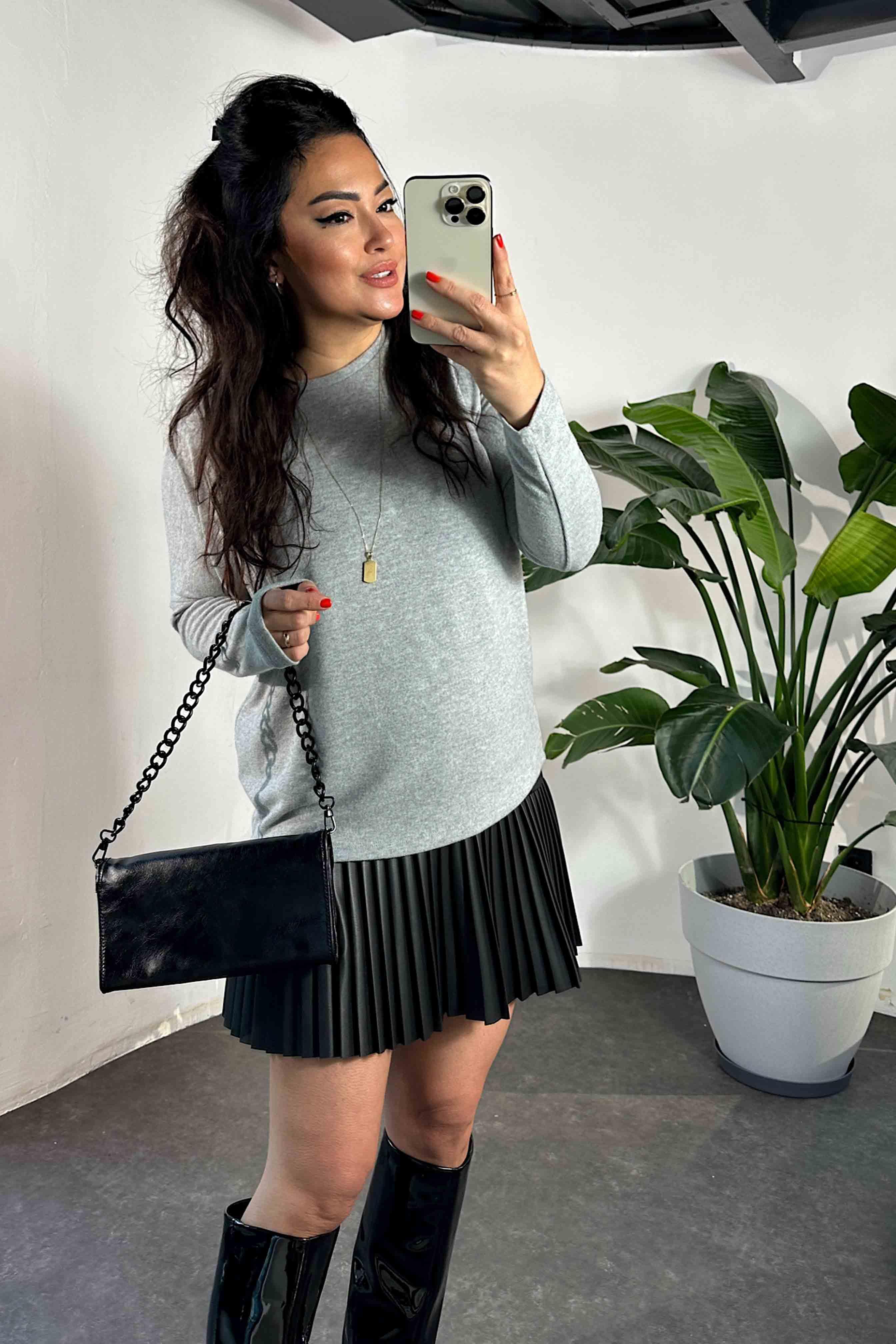 Bisiklet Yaka Yumoş Basic Bluz Gri
