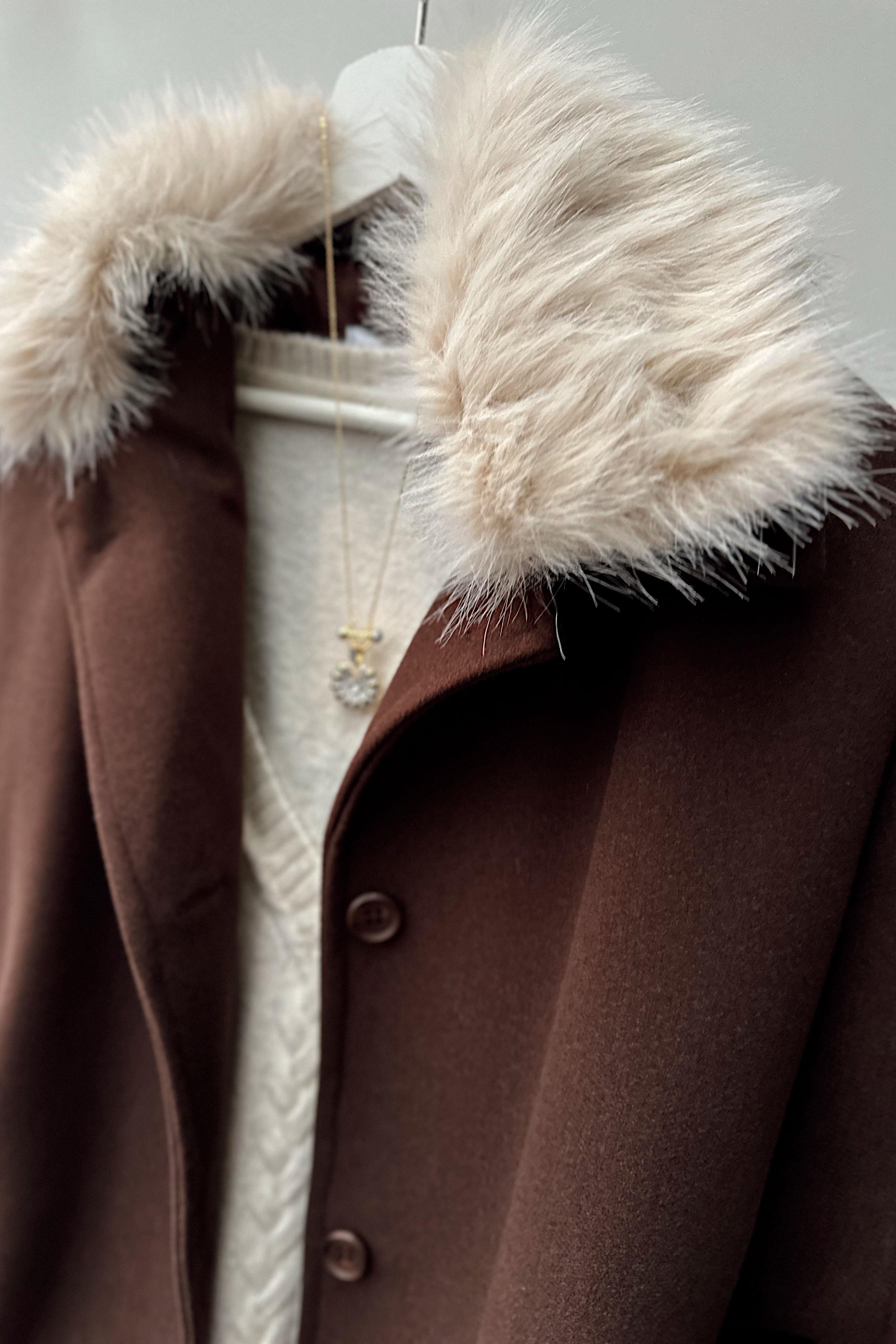 Çıkarılabilir Kürk Yakalı Kaban Acı Kahve