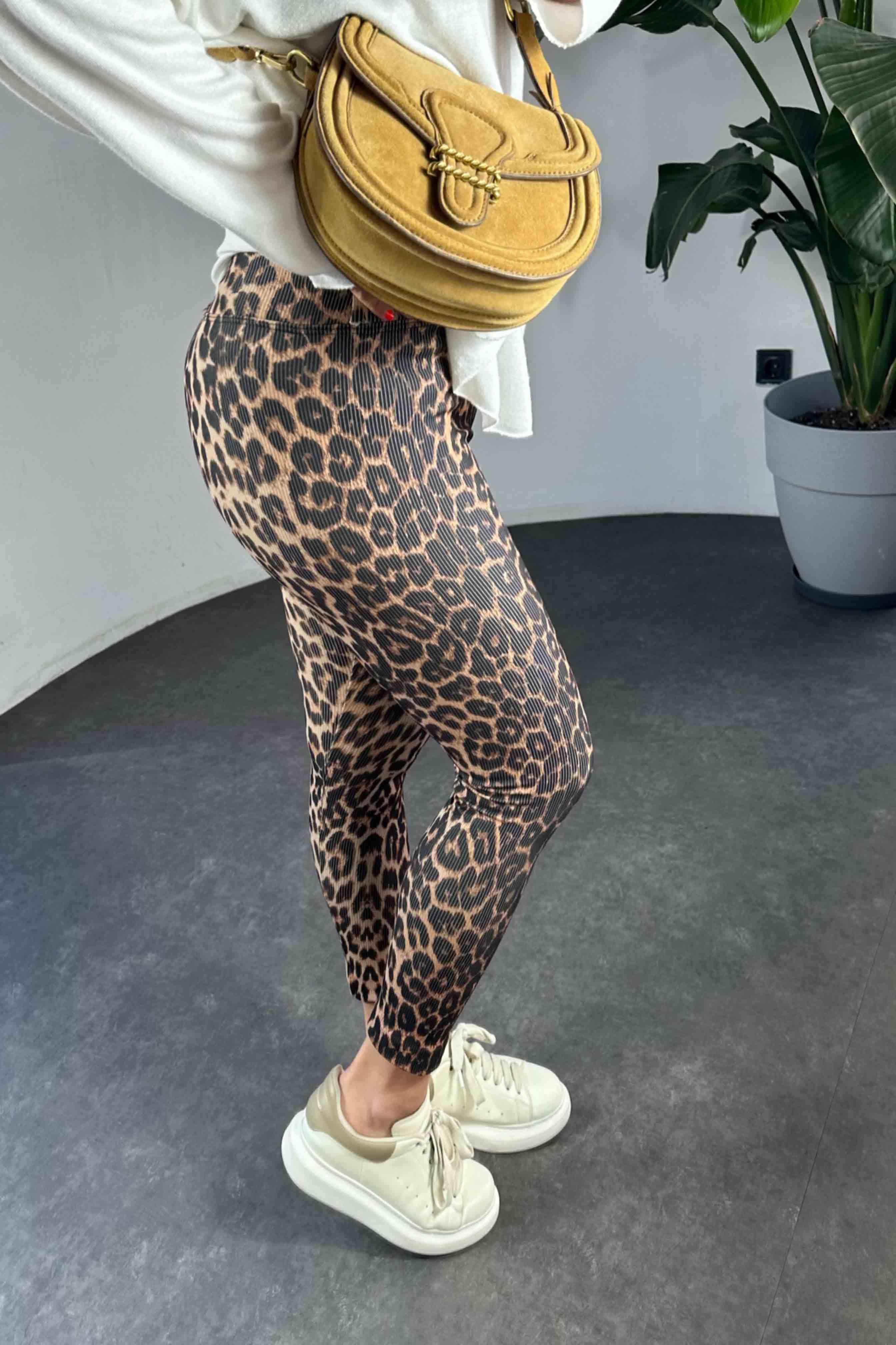 Geniş Kemer Leopar Desen Fitilli Kadın Tayt Somon